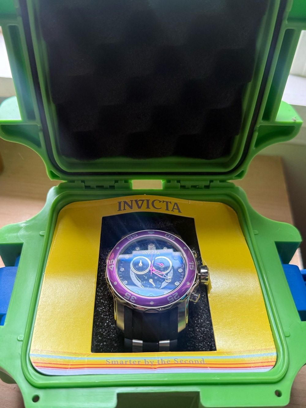 Invicta Men’s Black Dial Watch with Purple Bezel - Picture 3 of 9